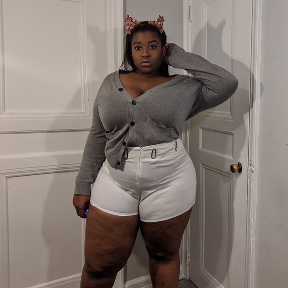 Forever 21 Pants - Woven Ivory Shorts